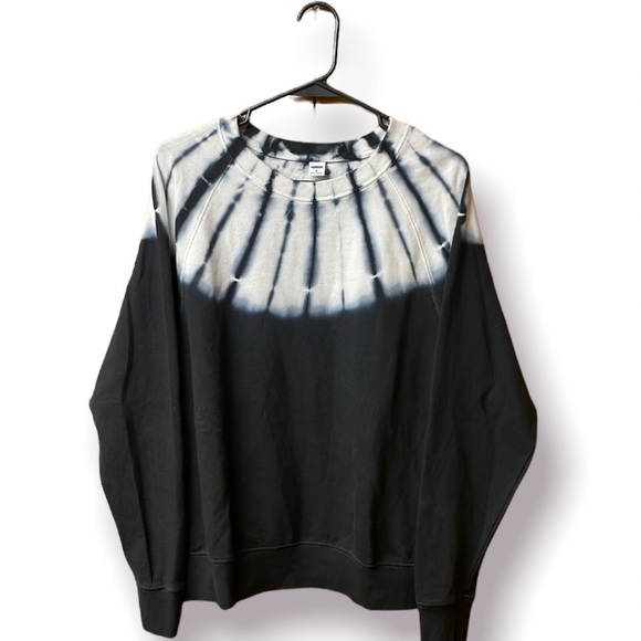 Old Navy Tops - Old Navy Tie Dye Women’s Black & White Sweatshirt